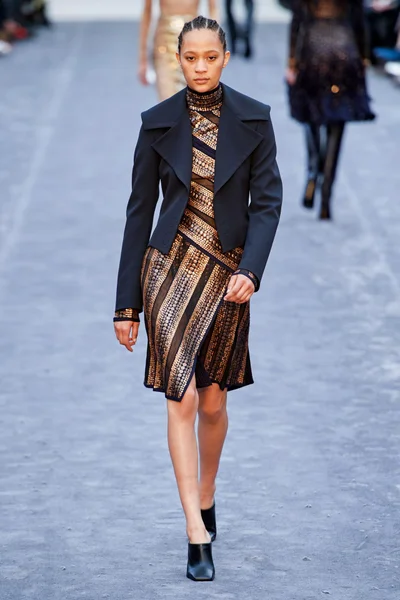 Look 61